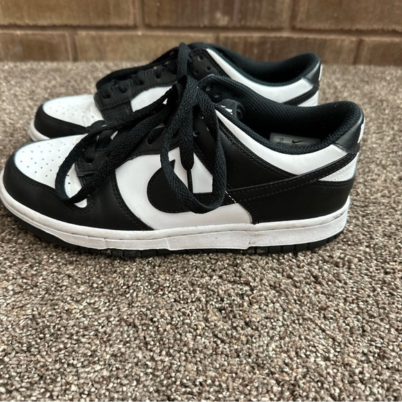Nike Low Black and White AJ1 Air Jordan Panda 7Y/8.5W - Picture 3 of 6